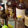 Det skal du drikke nytårsaften: Rum & Tonic!