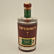 Opthimus 25 Ron Dominicano Oporto