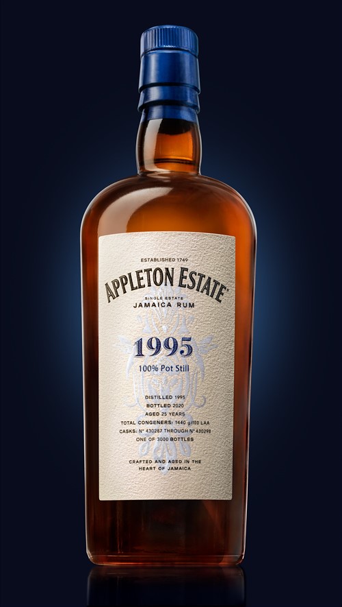 Appleton Estate Hearts Collection 1995 Bottle Unstaged Lr