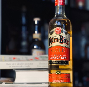 Rum-Bar Gold Barrel Aged Rum