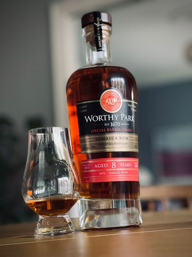 Worthy Park Rum 2013 Romhatten Cask Selection 3 Small