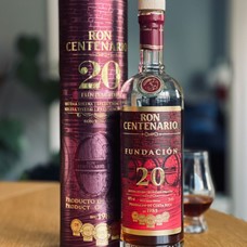 Ron Centenario Fundación 20 Sistema Solera