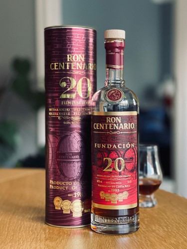 Ron Centenario Fundación 20 Sistema Solera