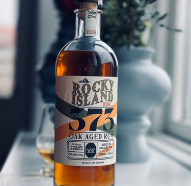 Rocky Island 373 Oak Aged Rum