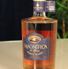 Magnífica de Faria Reserva Soleira Cachaça de Alambique