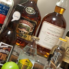Det skal du drikke nytårsaften: Rum & Tonic!