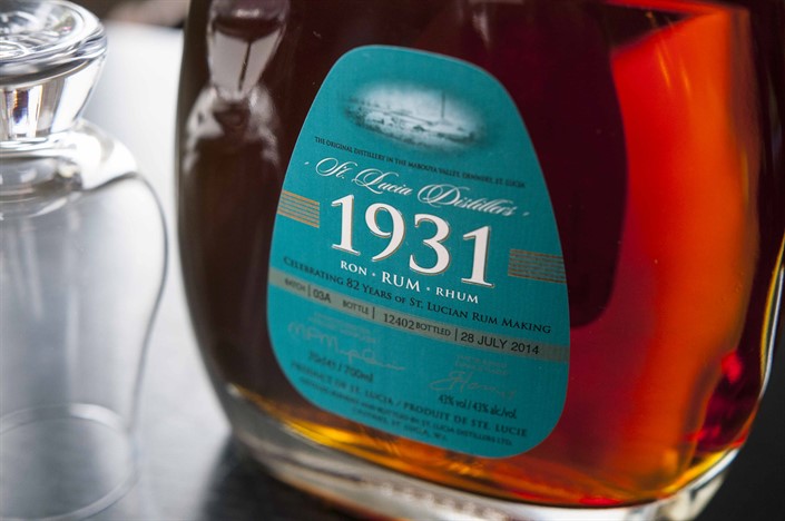 St Lucia 1931 3 Edition Rum 3