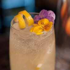 Alberts Cocktail Bar