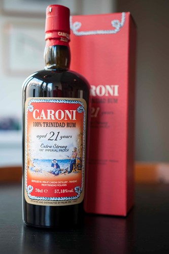 Velier Caroni Aged 21 Years 57,18%