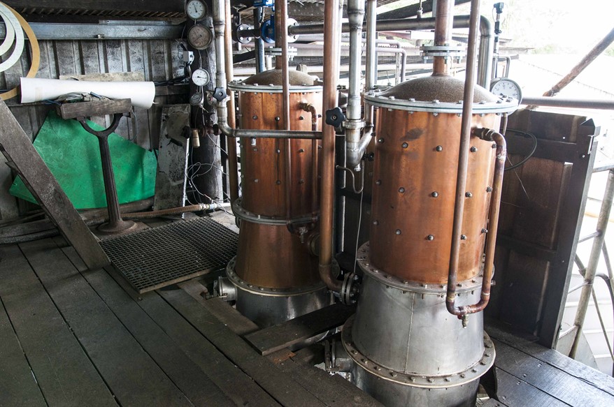 Besoeg Hos Distillerie Bielle 22